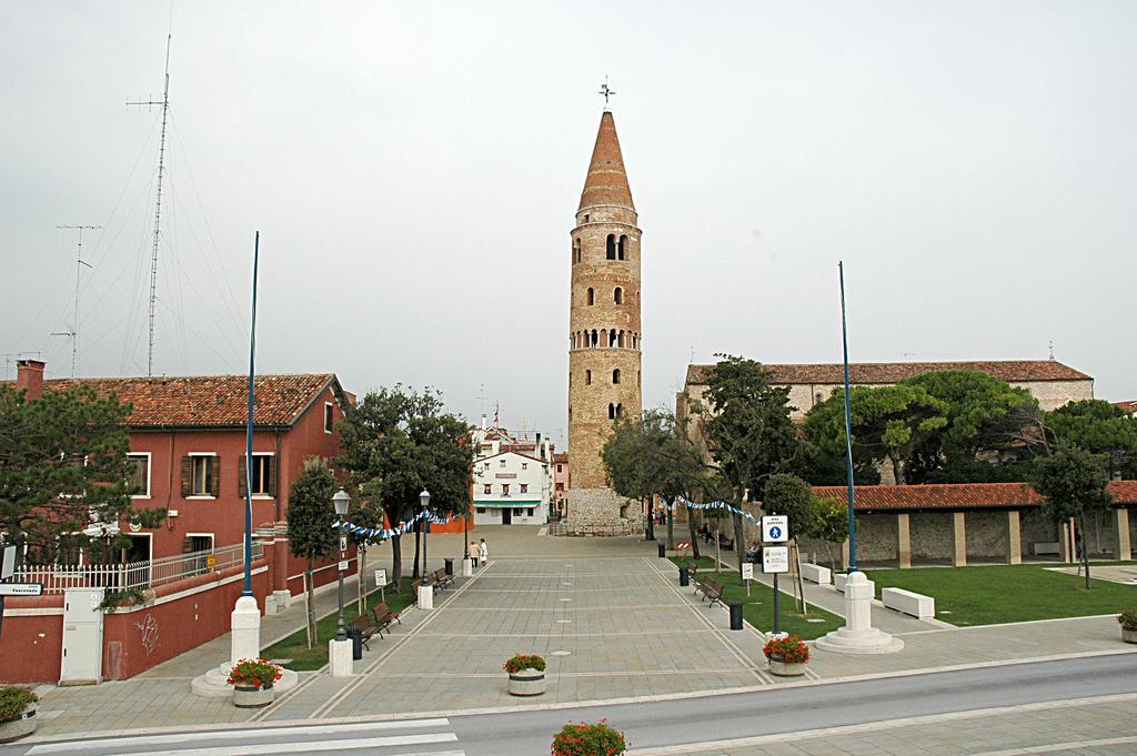 Appartamento Ai Tigli Caorle Kültér fotó